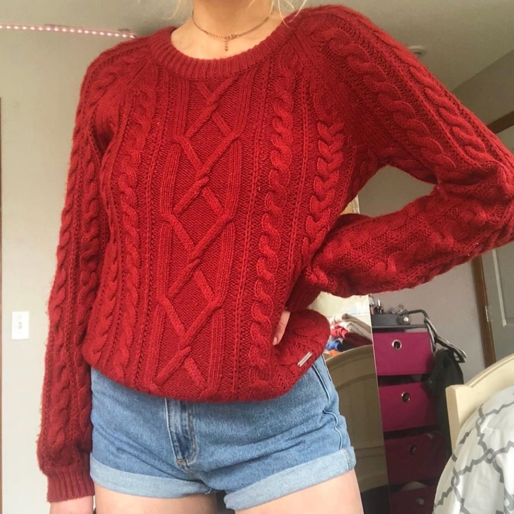 Hollister red knit sweater